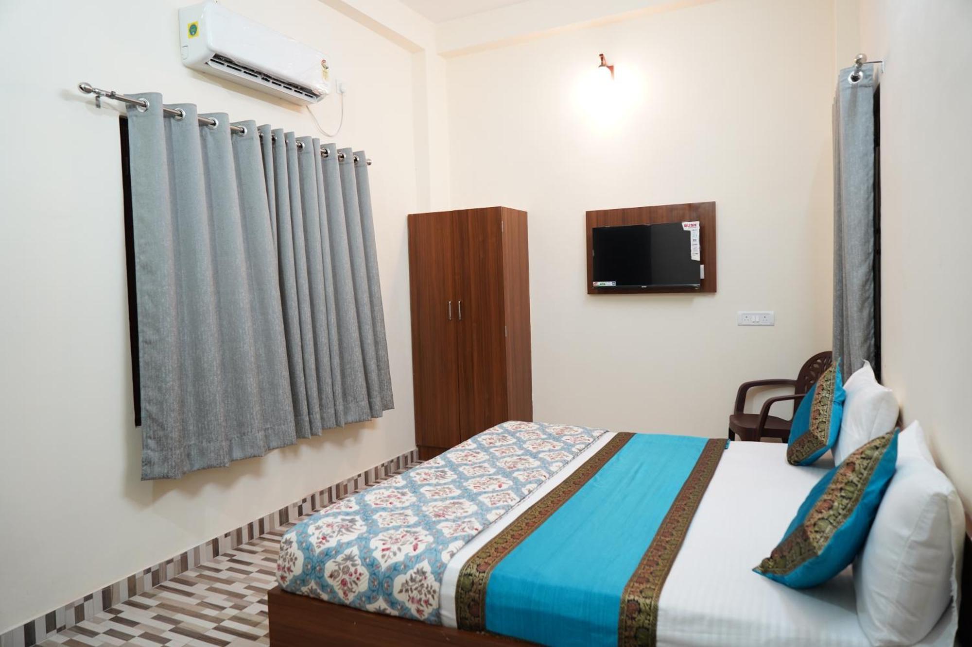 Homestay Kashi Paradise *