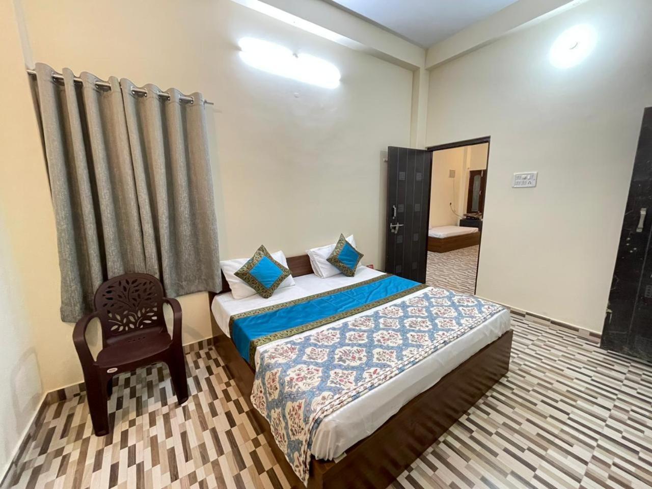 Kashi Paradise Homestay *